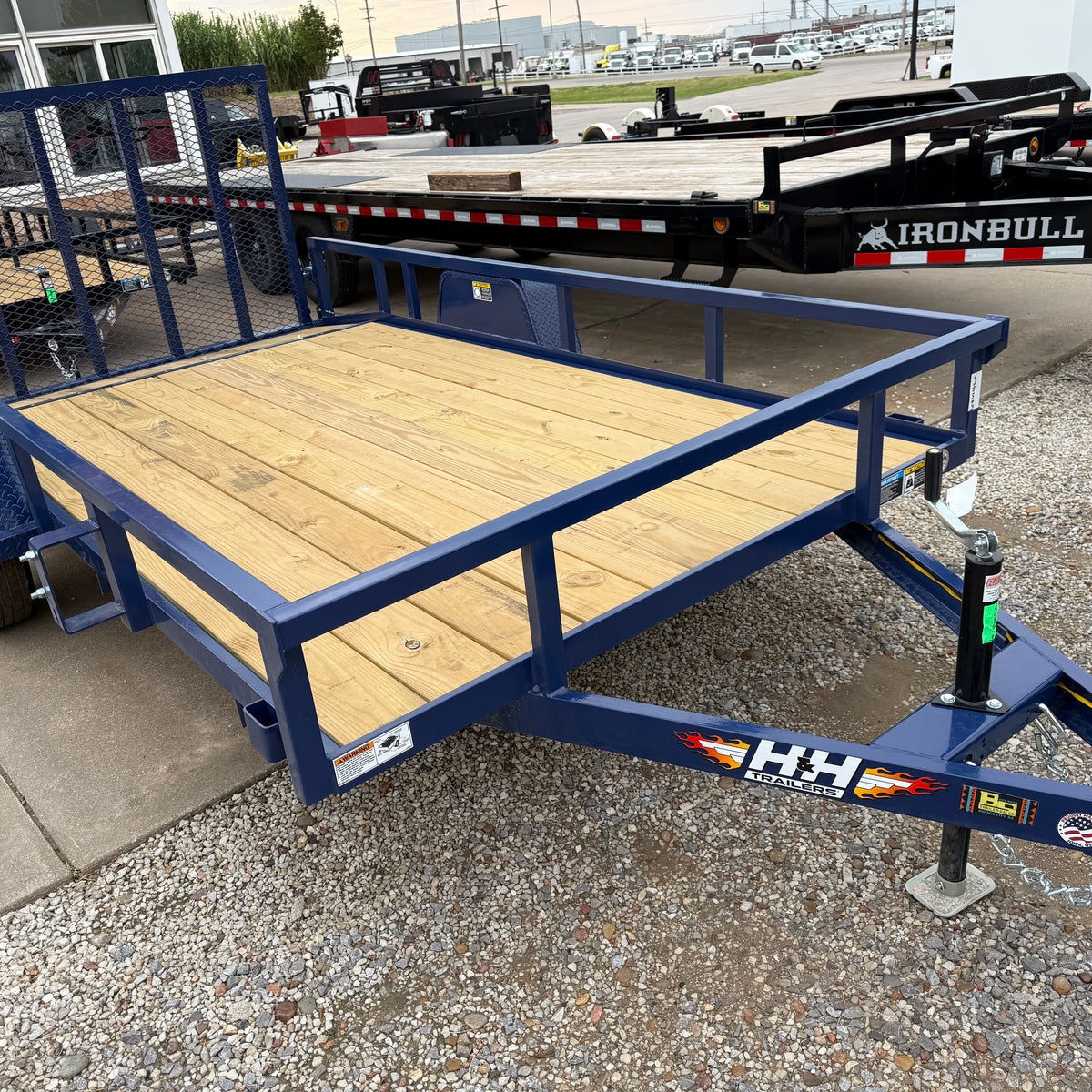 H&H 76" X 12' RAIL SIDE DOVETAIL UTILITY