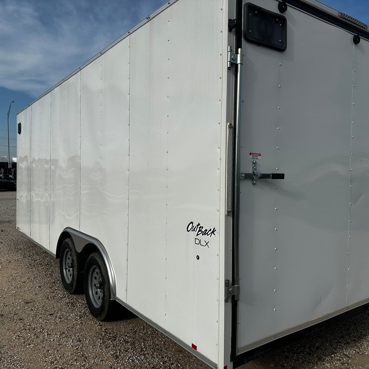 2024 PACE AMERICAN 8.5' X 20' FLAT TOP V-NOSE CARGO